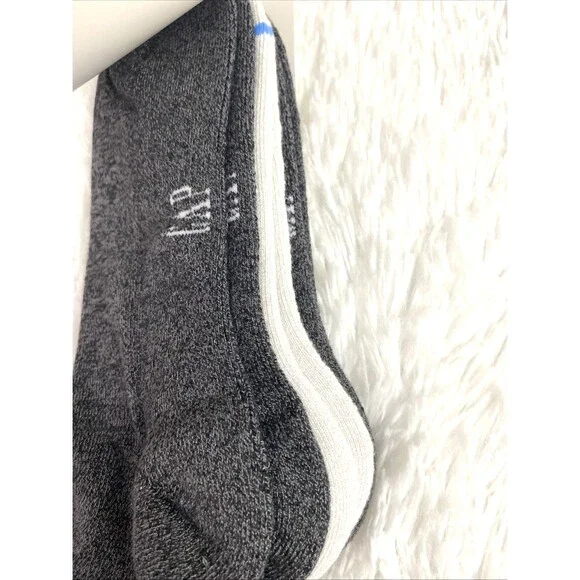 GAP Men’s Premium Cushioned Quarters Socks 4 Pairs Shoe Size 6-12 Beige Charcoal - Picture 5 of 8